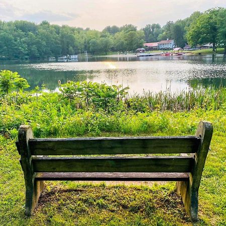 Modern Cabin With Hot Tub Grill Lake Beach Wineries Hiking Fishing And Hershey Park Family And Pet Friendly Superhosts On Ab&B Mount Gretna Bagian luar foto