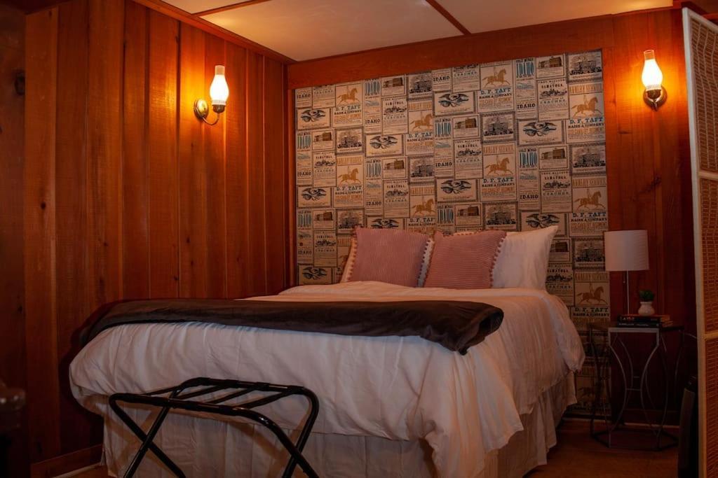 Modern Cabin With Hot Tub Grill Lake Beach Wineries Hiking Fishing And Hershey Park Family And Pet Friendly Superhosts On Ab&B Mount Gretna Bagian luar foto