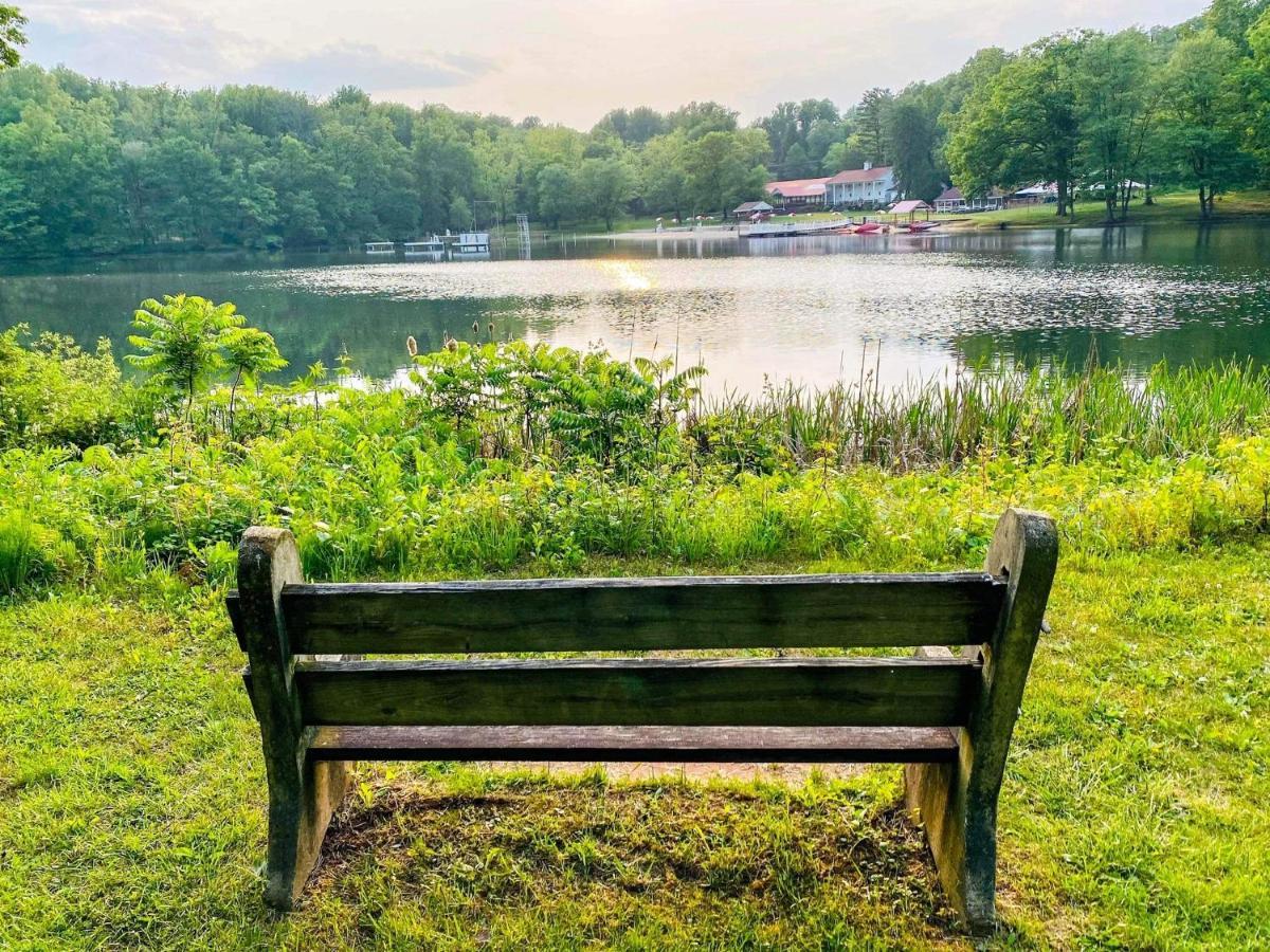 Modern Cabin With Hot Tub Grill Lake Beach Wineries Hiking Fishing And Hershey Park Family And Pet Friendly Superhosts On Ab&B Mount Gretna Bagian luar foto